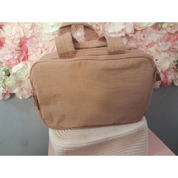 Montana West Makeup Organizer Lightweight Waterproof Compartment - Picture 2 of 7